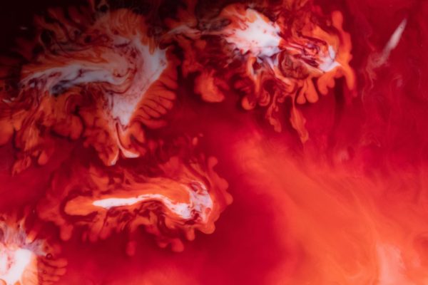 身体の中をめぐって酸素と栄養素を全身に届ける血液のイメージ