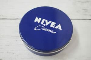 ドゥラメールと実は中身が同じかもしれないニベアのイメージ