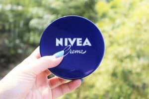 肌にやさしいニベアクリームのイメージ