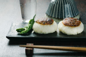 100年前の日本人は現代に比べて約２倍の米を食べていたイメージ