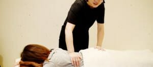 サンナナサロンで自律神経を整えている施術イメージ