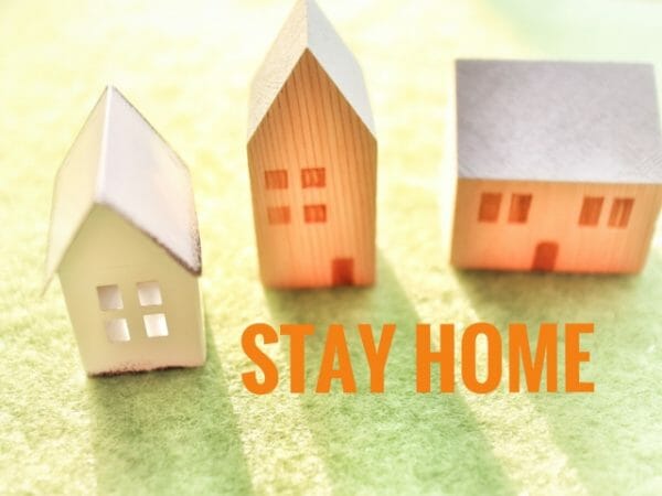 コロナになって肌荒れがひどくなったイメージとしてステイホームの画像