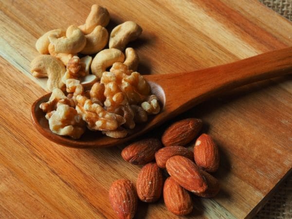 良質なミネラルが含まれており、おやつの置き換えにおすすめなナッツのイメージ