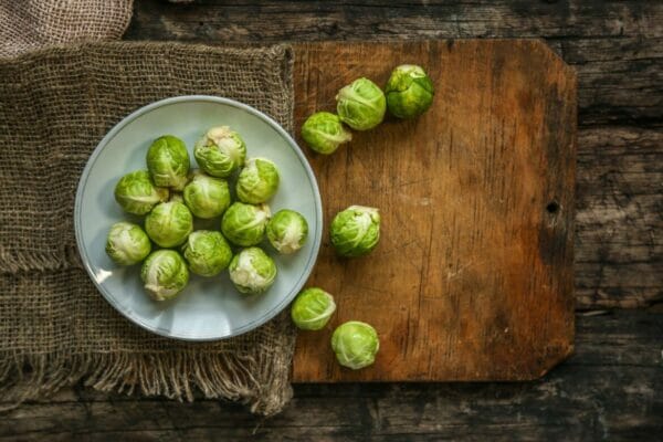 生で食べることでダイエット成功につながる春キャベツのイメージ