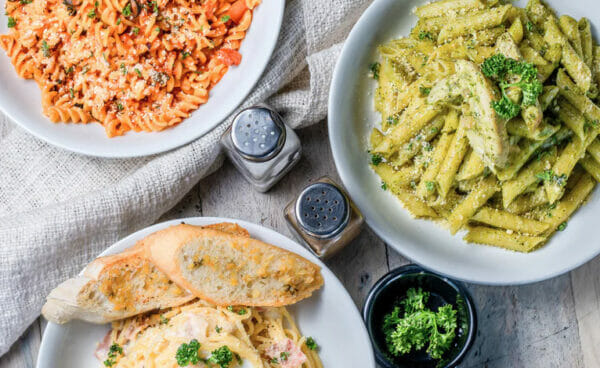 お昼ご飯に人気な外食パスタのイメージ